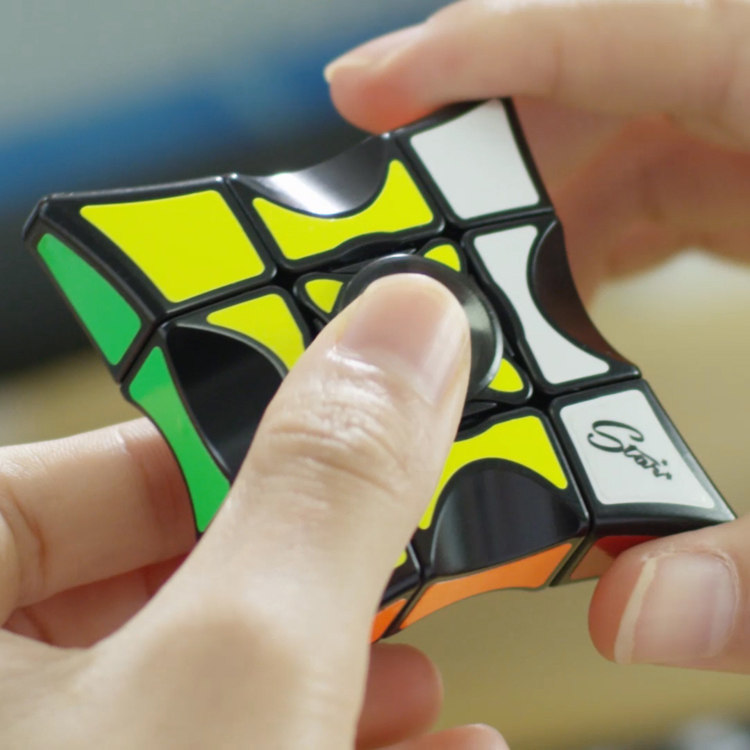 奇艺魔方格指尖魔方1阶133魔方陀螺手指螺旋儿童成人减压玩具包邮