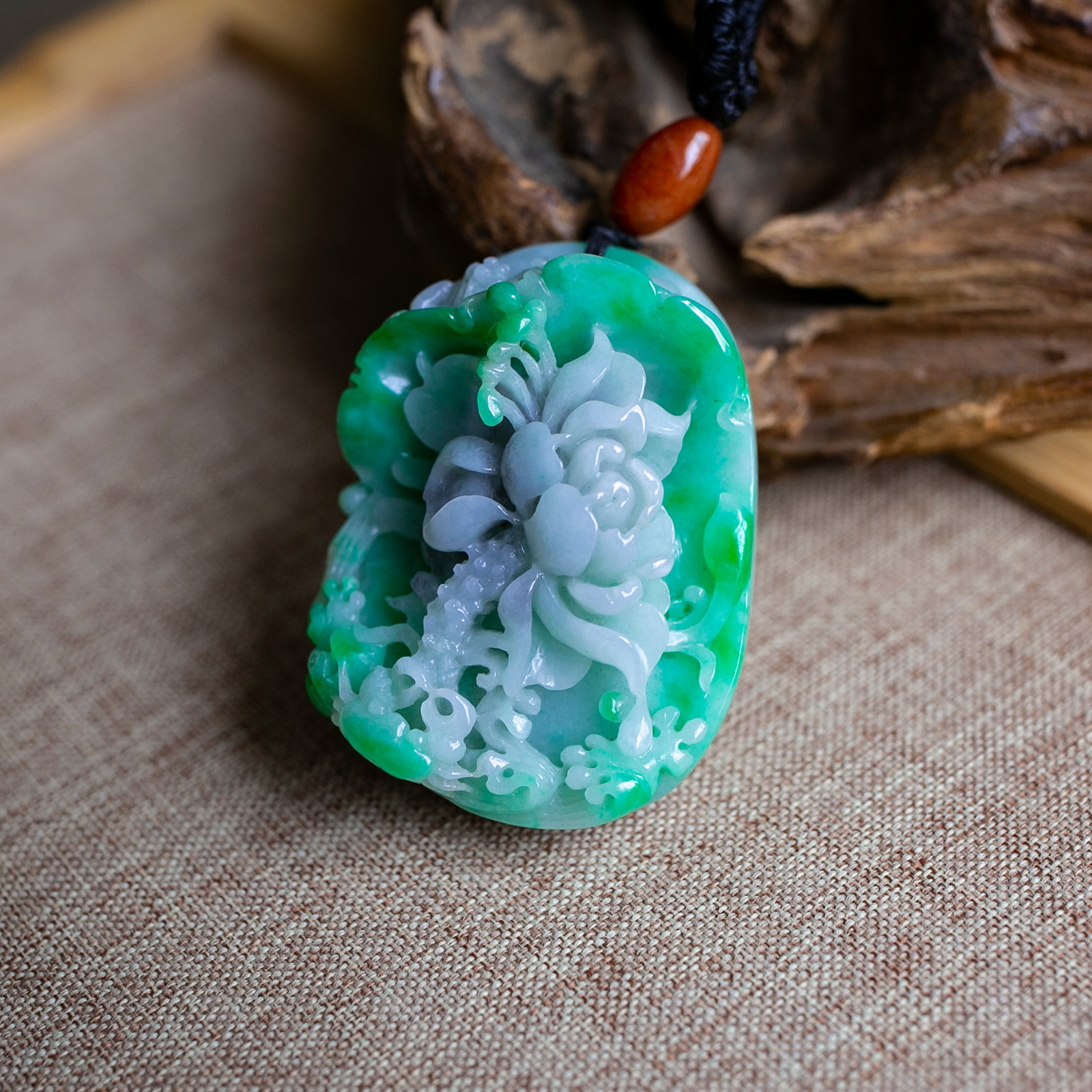 锦玉天然翡翠挂件吊坠飘阳花开富贵fc069颈饰