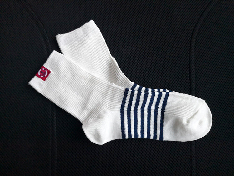 出口日本白袜子一组3540袜子学生原单中筒条纹纯棉短袜