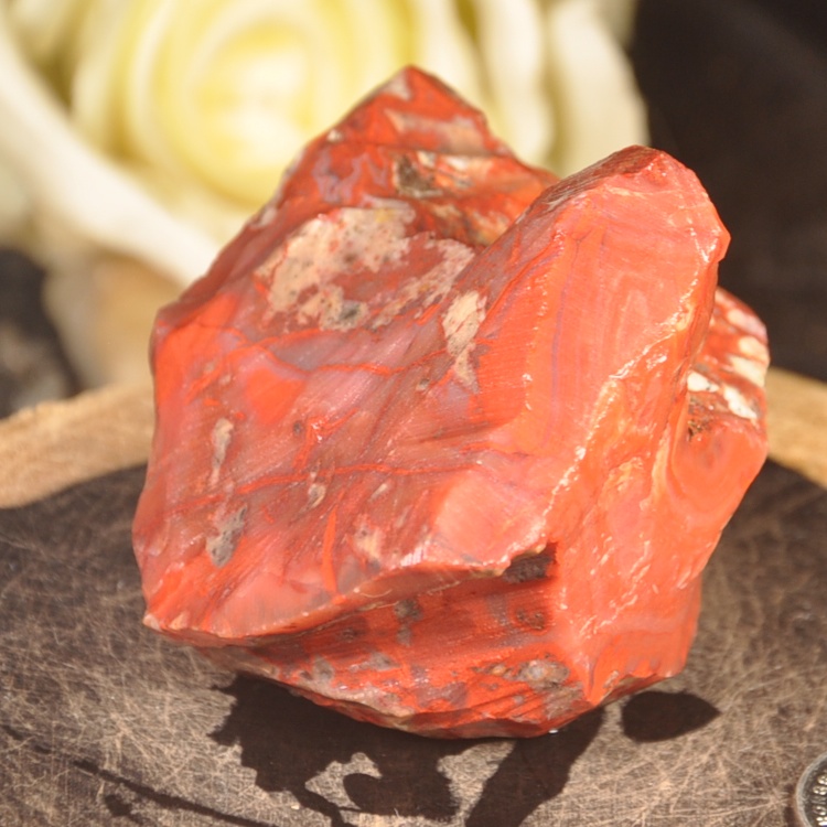 天然北票战国红缟玛瑙原石鸡血血红肉料辽宁摆件