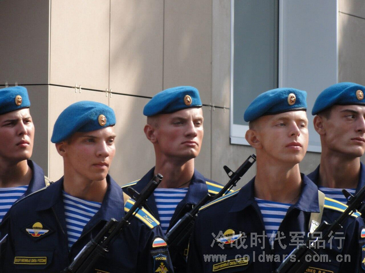 俄罗斯新款俄军空降兵天蓝色贝雷帽btk无接缝毛呢军帽军迷帽