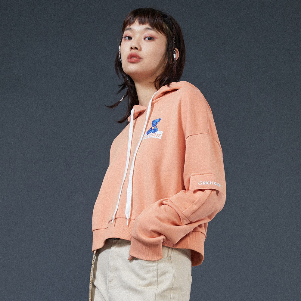 美特斯邦威连帽卫衣女ins新款秋季韩版宽松短款套头卫衣