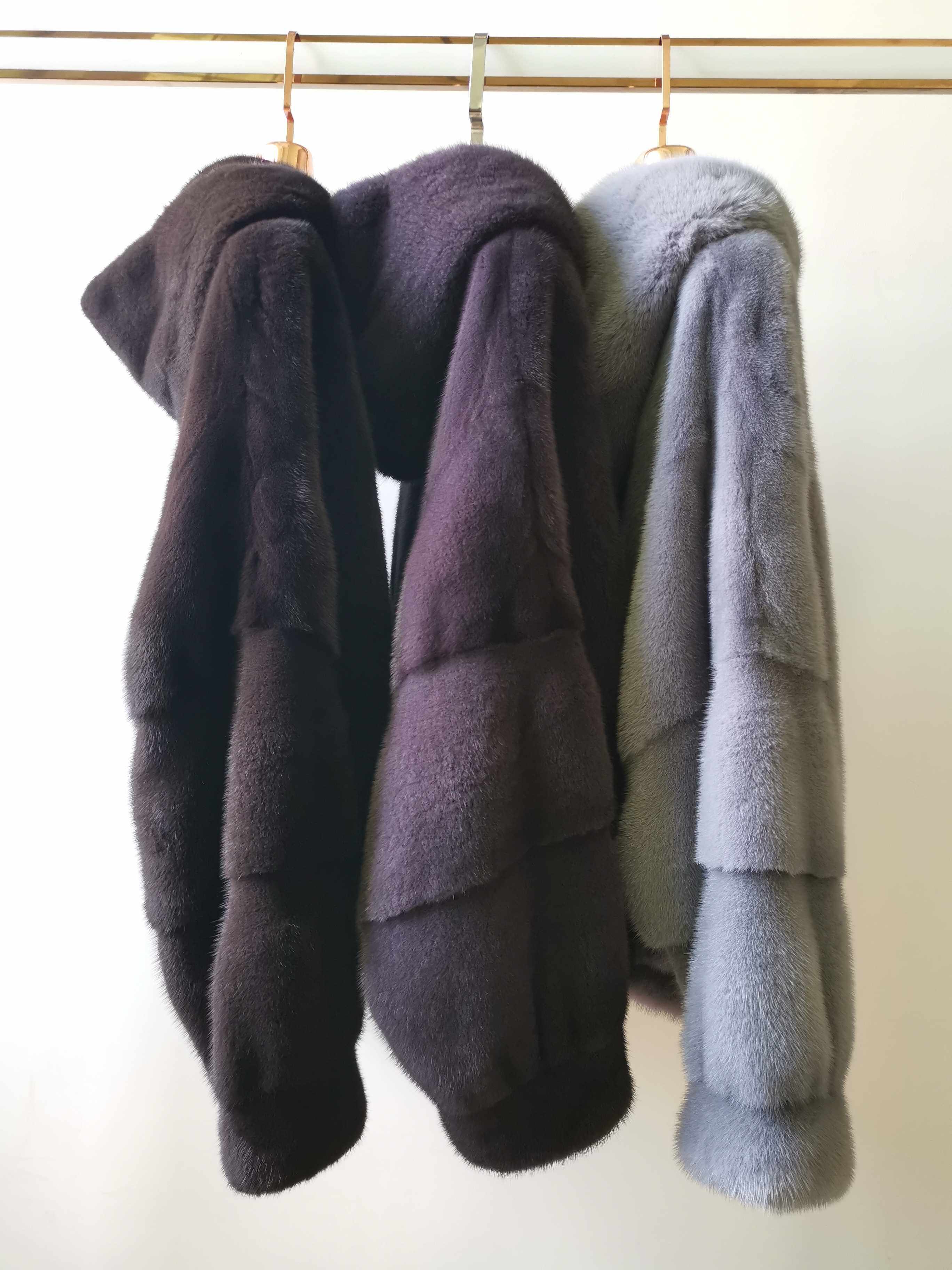 丹麦天鹅绒带帽短款长袖拉链休闲时尚百搭女式水貂皮草