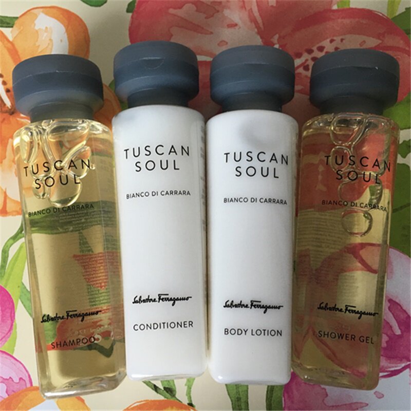ferragamo菲拉格慕托斯卡纳精粹卡拉拉洗发水沐浴露护发润肤50ml