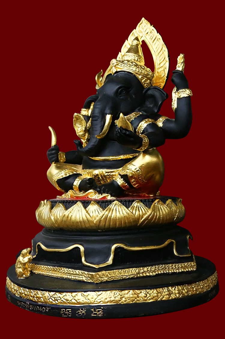 泰国佛牌真品龙婆洪2547年象神供奉型贴金制作199尊泰国特色