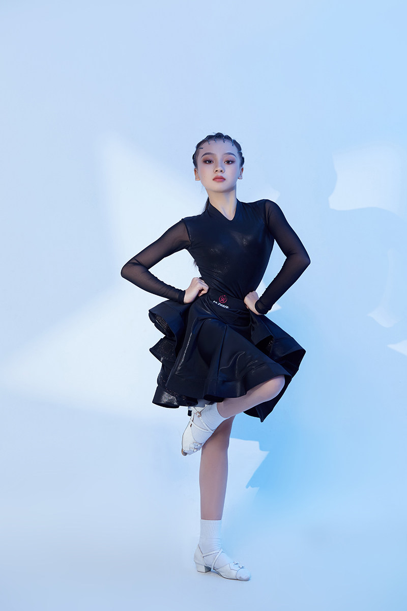 星辰舞服2021新款拉丁女童规定黑色牛仔长袖拉丁舞练习套装