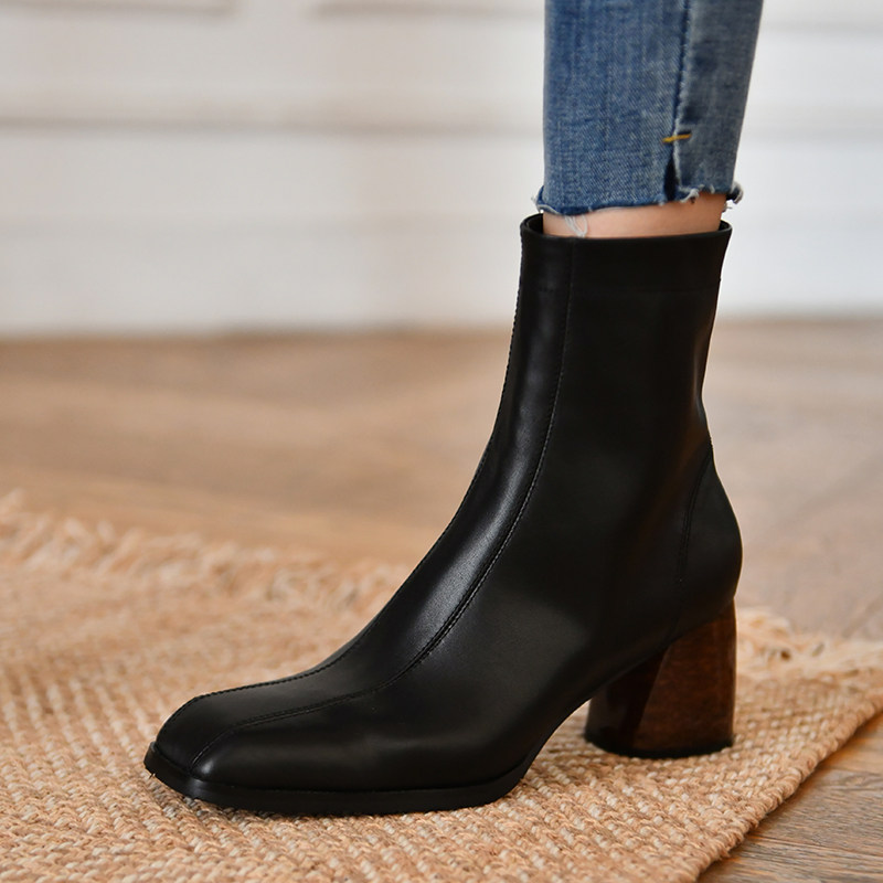 小靴子女秋季短靴高跟方头真皮咖色踝靴拉链时装靴