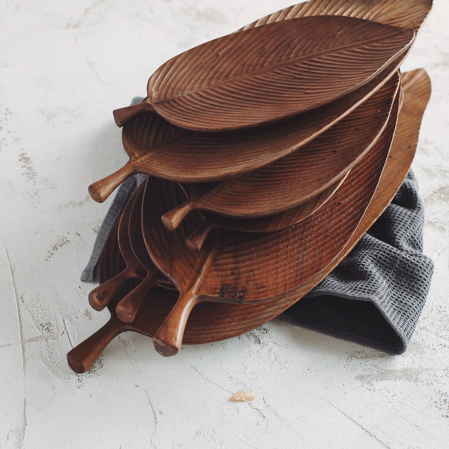 叶络水果餐盘盘子甜品寿司日式雕刻手工木制盘