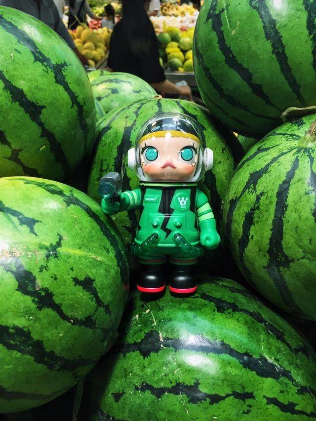 玩具交易所kennysworkmollyspace西瓜宇航员茉莉限量潮玩盲盒