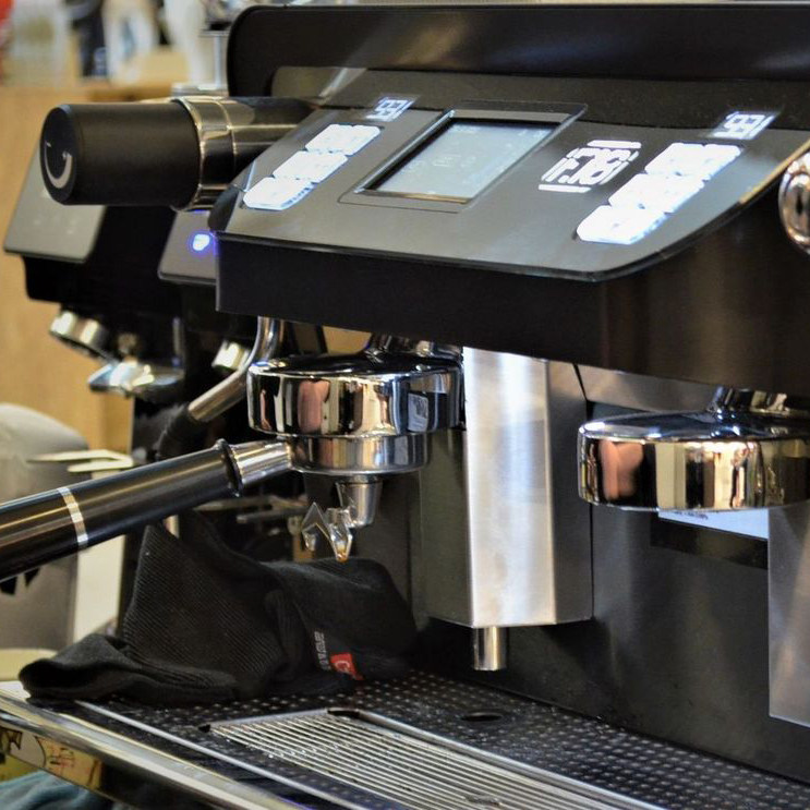 赛瑞蒙sanremo咖啡机f18意式半自动咖啡机商用多锅炉意大利进口