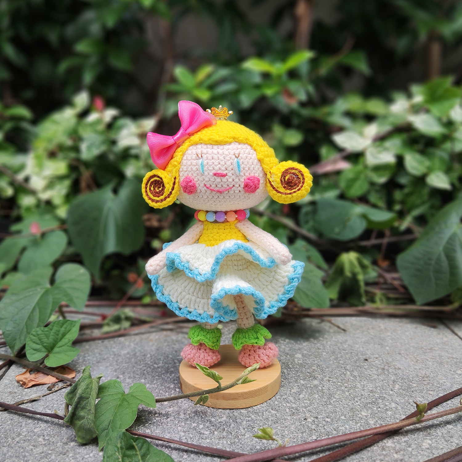 八零溢彩格子铺钩针编织卷卷女孩毛线人偶娃娃创意玩偶