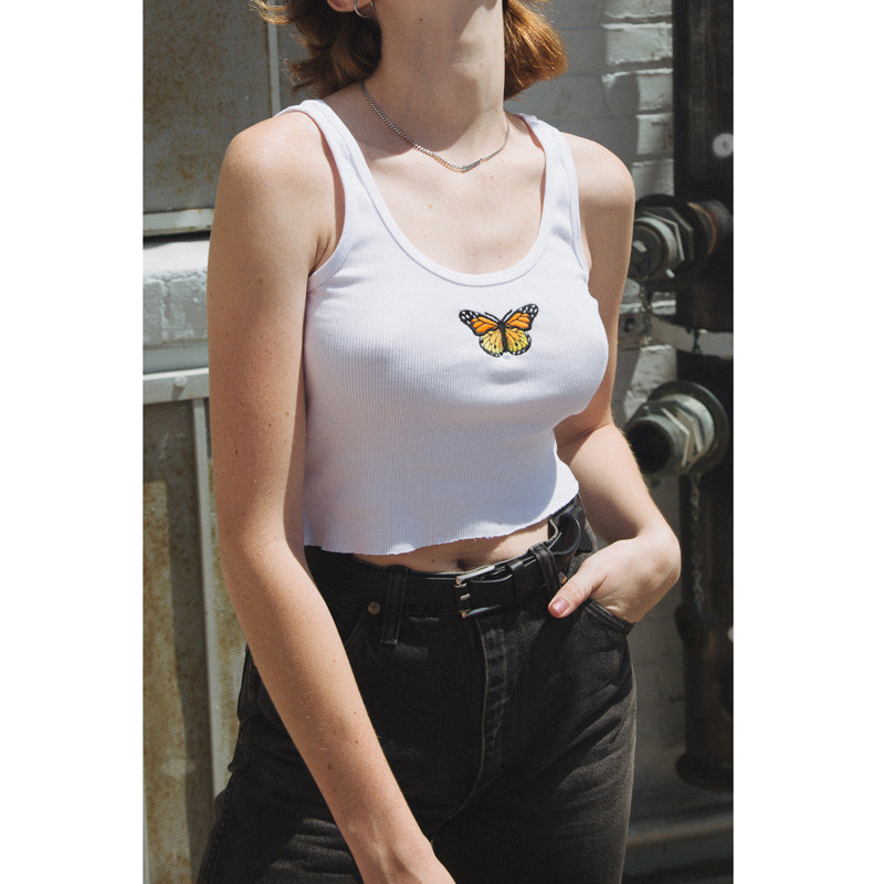 ins拍潮款brandymelville胸口蝴蝶刺绣百搭修身吊带背心吊带