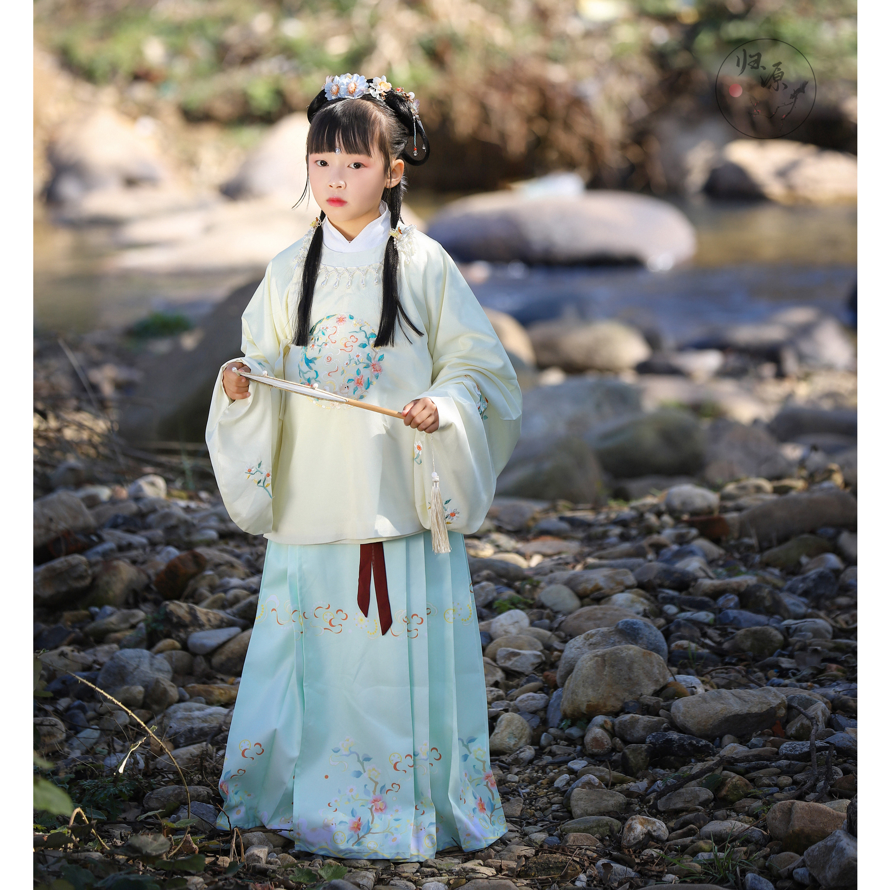 玉茗归源童装原创女童传统汉服春新品圆领补服马面裙现货