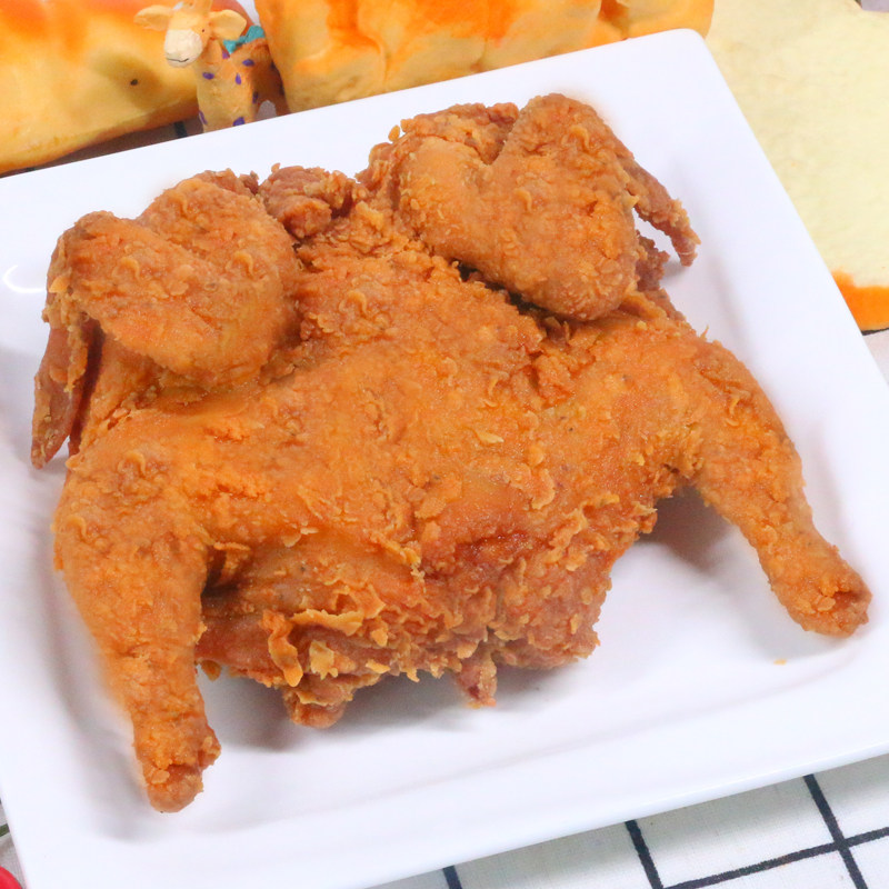 香辣炸鸡西装鸡腌制童子鸡叫了个炸鸡香辣脆皮炸鸡全鸡冷冻半成品