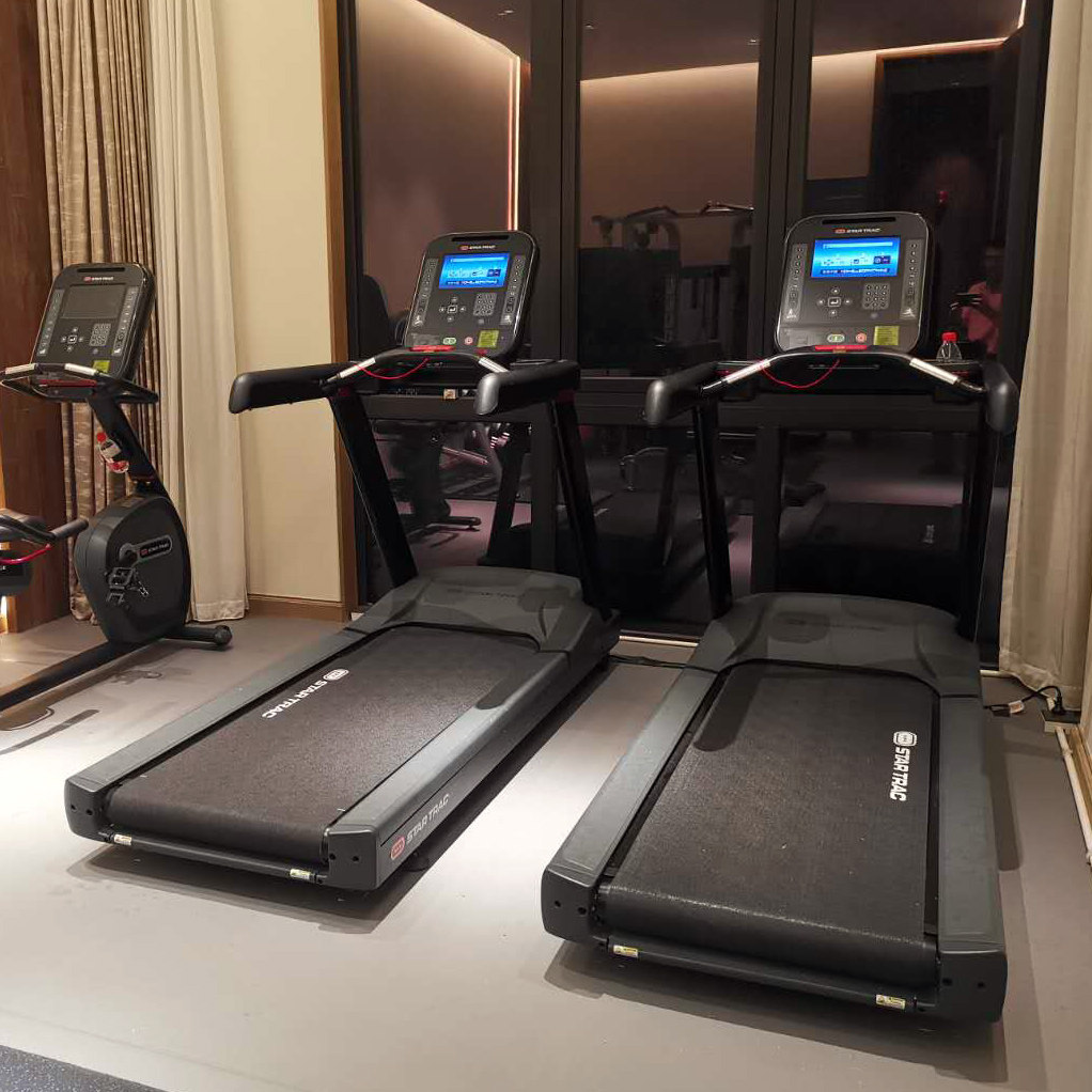 美国startrac星驰家用跑步机4tr减震静音豪华跑步机