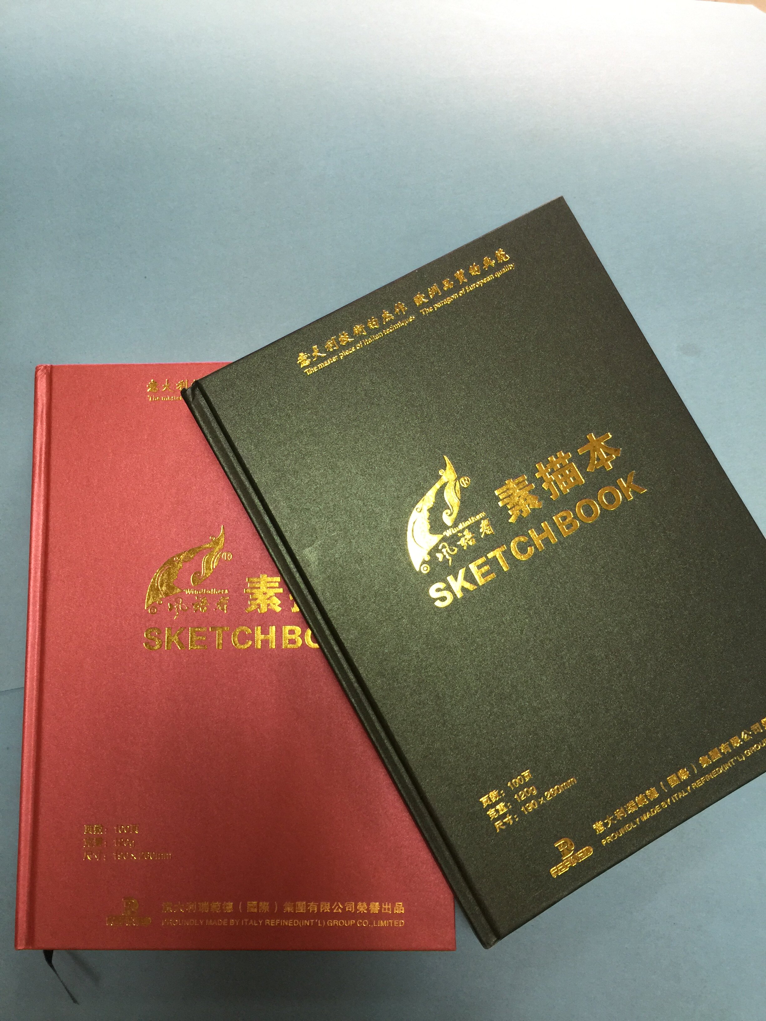 包邮 风语者烫金硬皮封面 8k/16k速写素描绘画本120g纸 100页