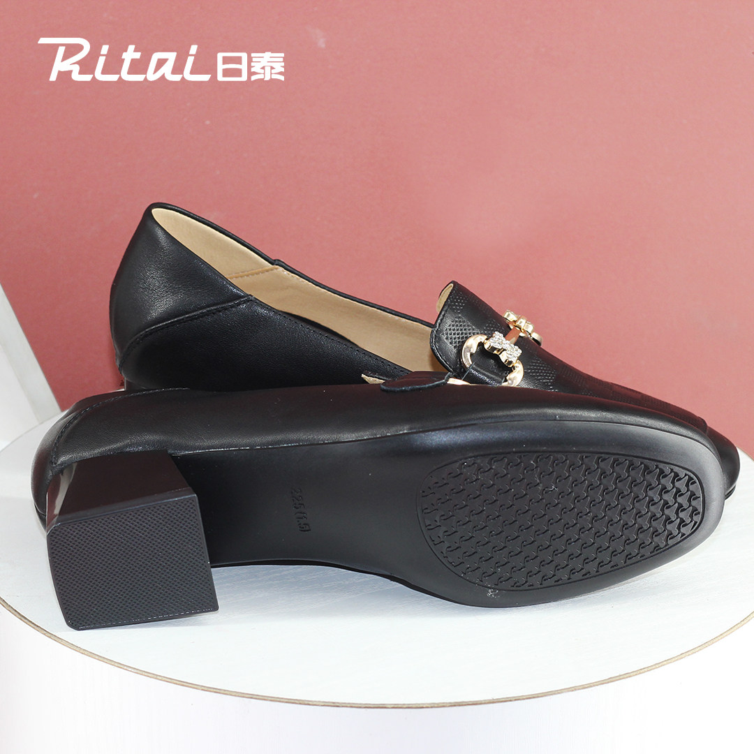日泰女鞋春季2022新款乐福鞋粗跟小皮鞋英伦单鞋