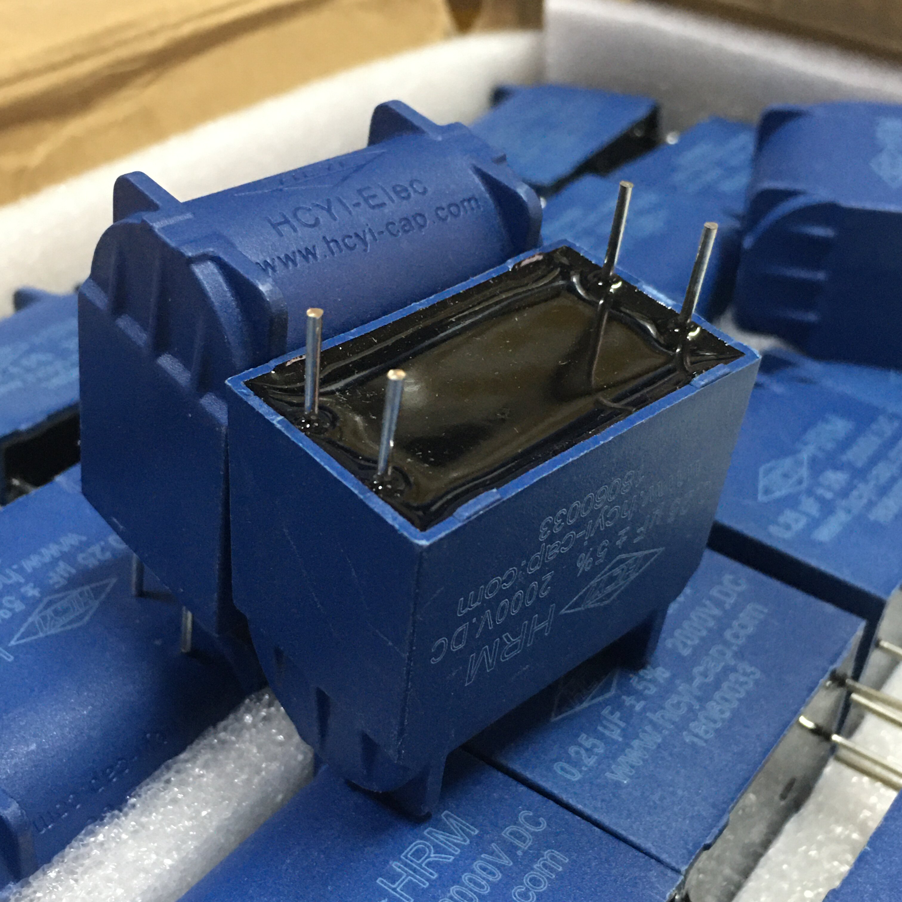 原装创格定制hcyi-hrm0.25uf2000v高压谐振电磁炉电容器电容器