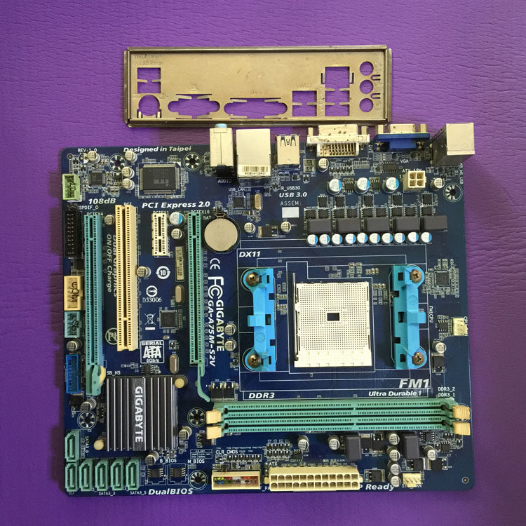 技嘉f2a55m-ds2二手主板fm2集成小板另有fm1a75m-s2v主板