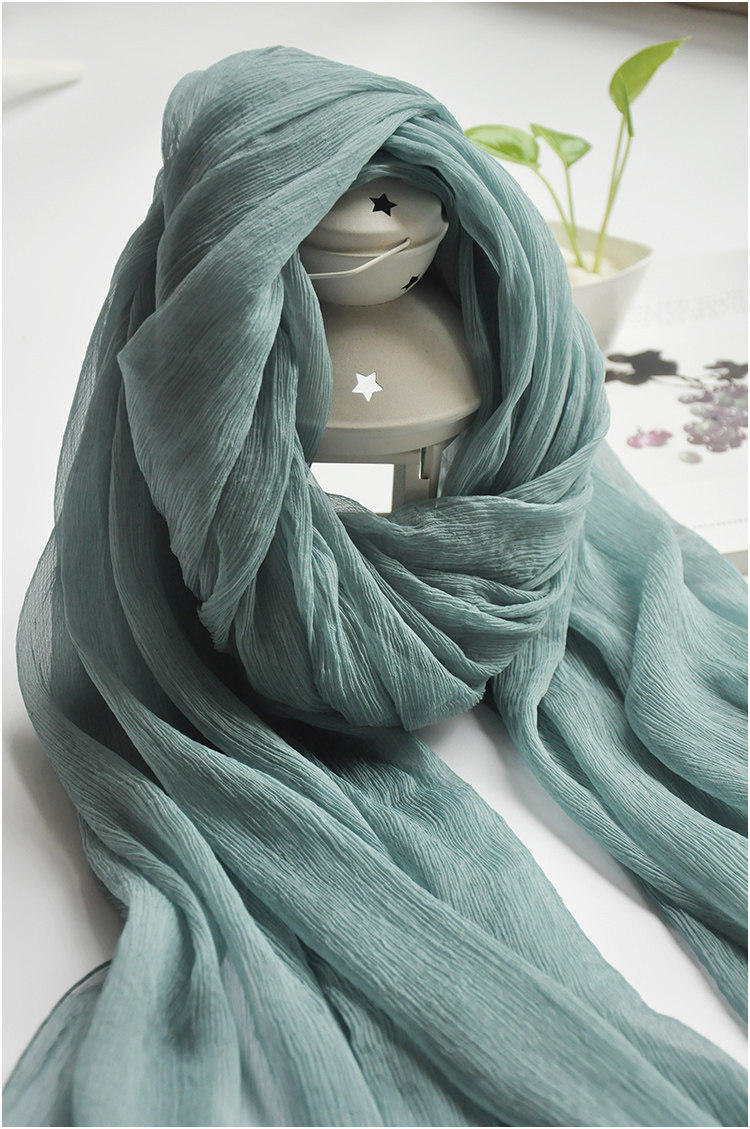 莫兰兰迪纯色褶皱真丝围巾纱巾女长款水浅葱绿围巾