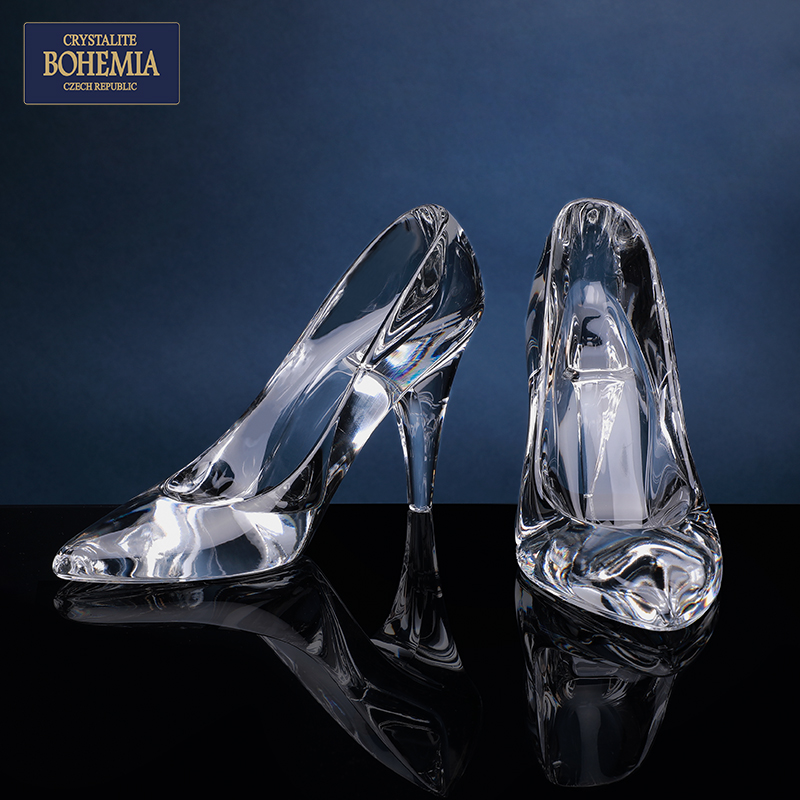 捷克进口灰姑娘水晶鞋创意摆件结婚生日情人节礼物摆件