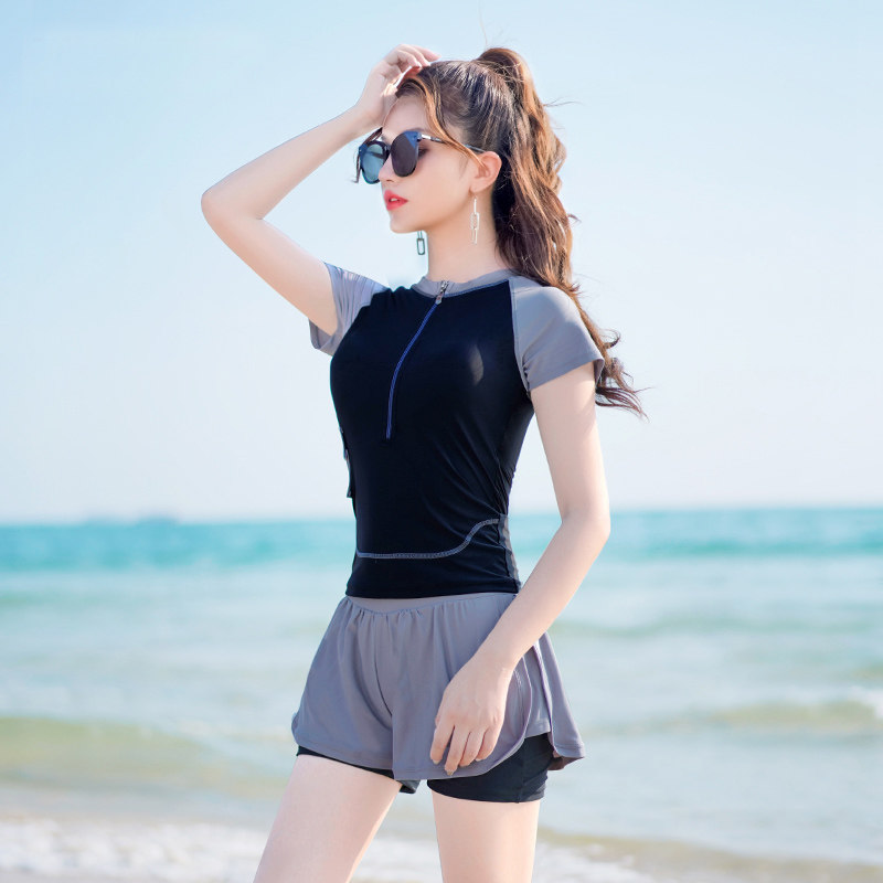 泳衣女夏分体保守学生两件件套遮肚显瘦游泳衣分体泳衣