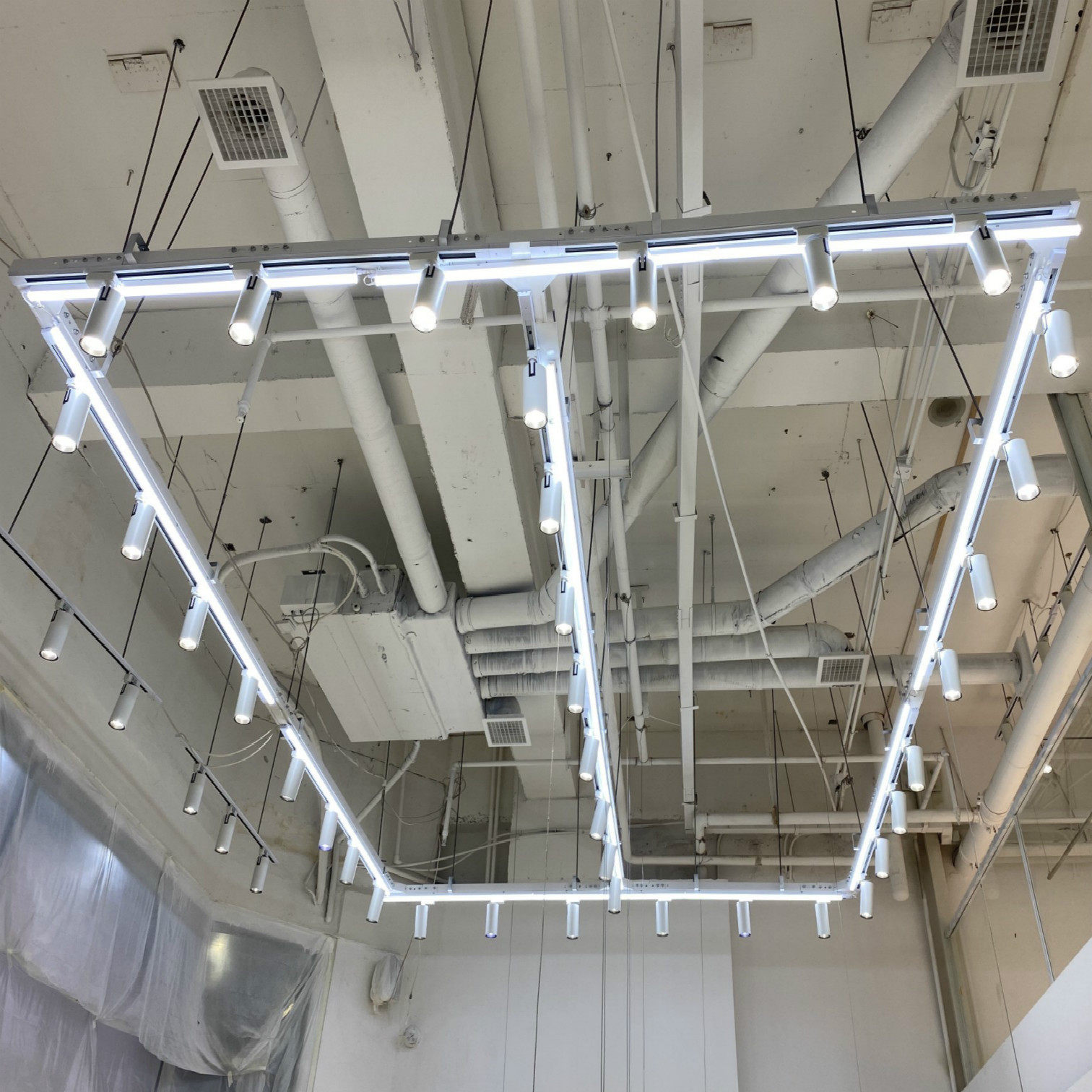 桥架轨道商用led吊杆服装店射灯可悬挂吊架吊顶射灯