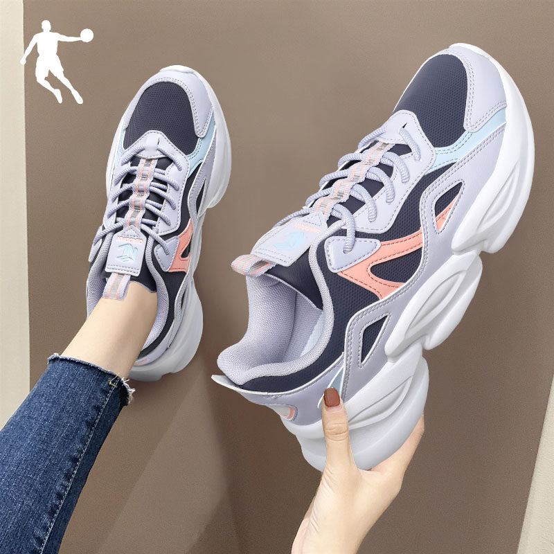 乔丹女鞋2023夏季新款皮面鞋子轻便跑步鞋官方旗舰店正品运动鞋女-mc