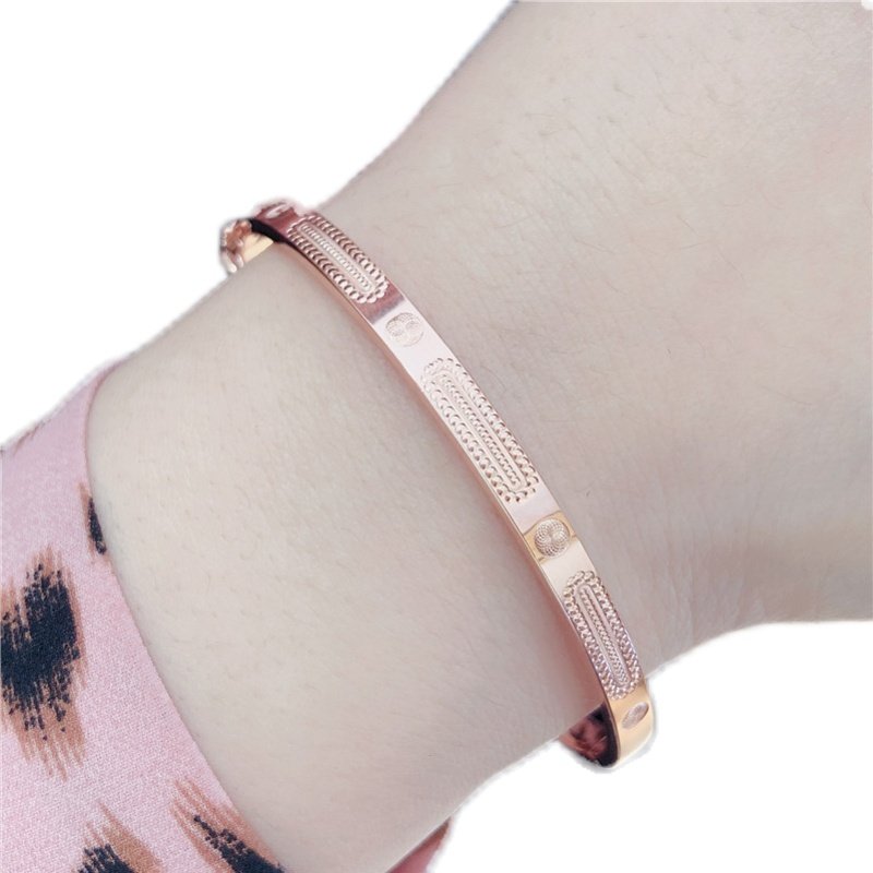 六鑫金店俄罗斯紫金手镯欧洲时尚14k玫瑰彩金手饰