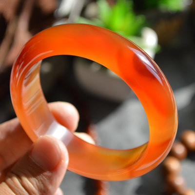 天然国风民族原色马料红玛瑙玉髓手镯冰种北红高冰起荧光全新现货