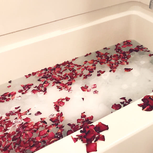 花瓣美容院泡澡用的玫瑰花干花泡脚spa沐浴玫瑰泡澡花瓣