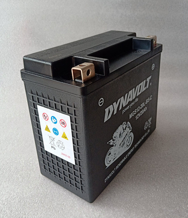 电瓶猛狮摩托车电池维护12v20a金翼1800哈雷肥仔摩托车电瓶