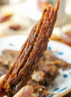 一整根吃过瘾手撕蜜汁烧烤味鸭脖