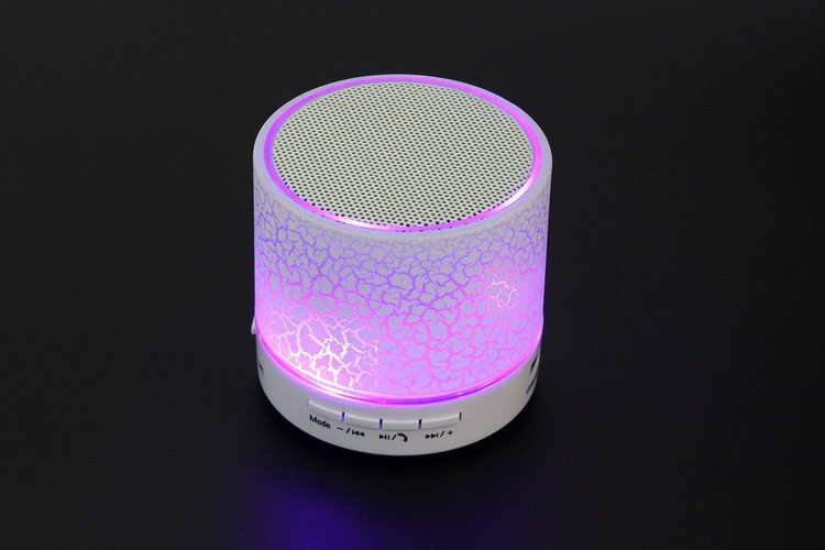 a9炫光多彩无线便携蓝牙音箱低音炮 手机迷你小音箱插卡音箱