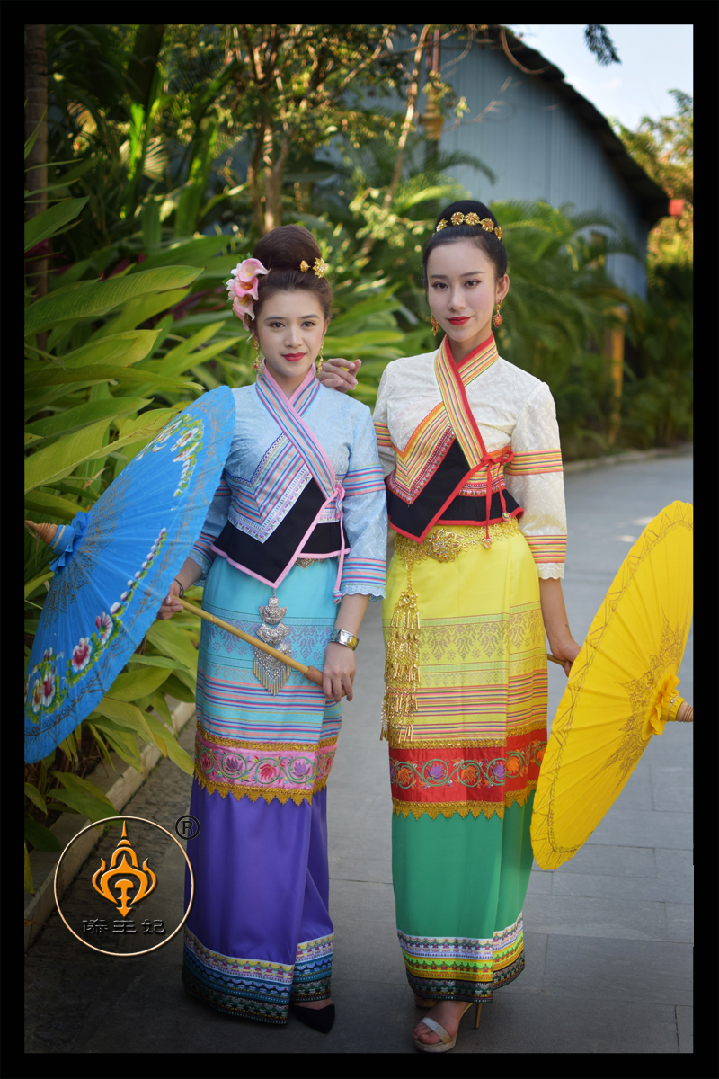 服饰傣王妃傣族传统傣泐复古浅蓝色套装泼水节赶摆民族服装