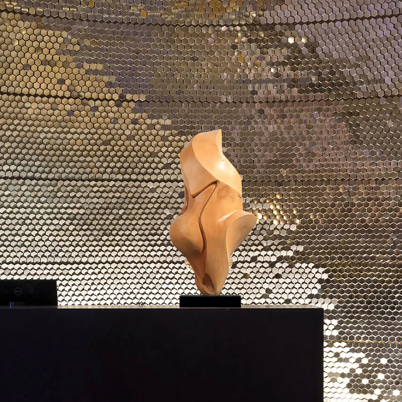 现代抽象木雕桌面摆件工艺品酒店大堂样板玄关摆件