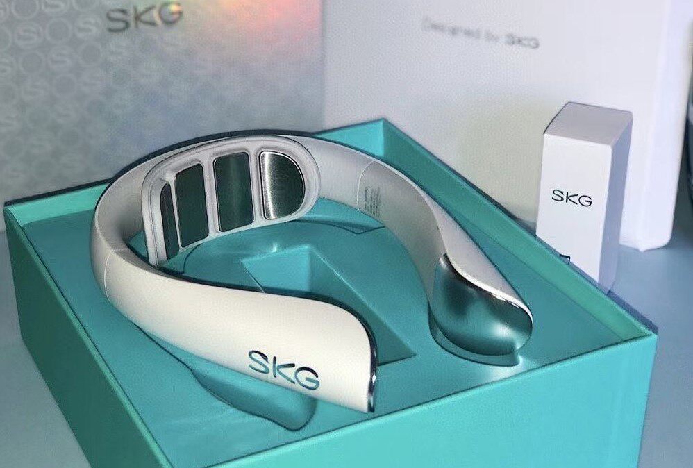 skg颈椎按摩器智能护颈k5-2热敷脉冲肩颈k6颈椎