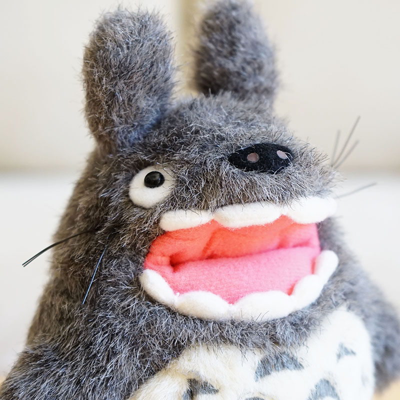 日本正品totoro娃娃宫崎骏动漫周边正版大嘴龙猫公仔毛绒布艺类玩具