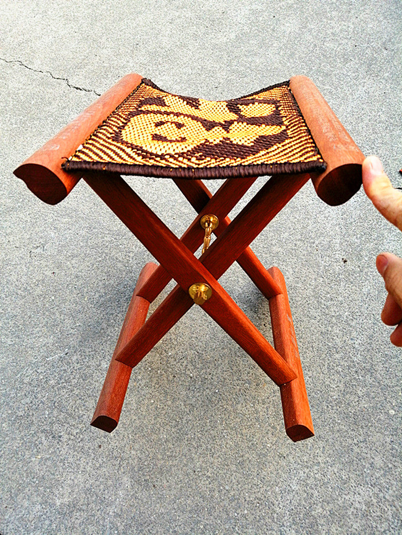 处理红木马扎实木折叠潍坊嵌银便携式四官檀木折叠凳