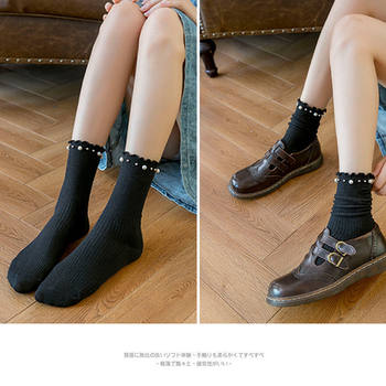 Socks women's pearl thin mid-tube Japanese lace new ins curled socks fungus edge pearl cotton socks black