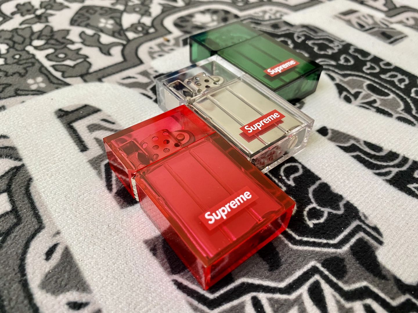 supreme透明打火机煤油19fwhardedgelighter联名机械砂轮煤油打火机