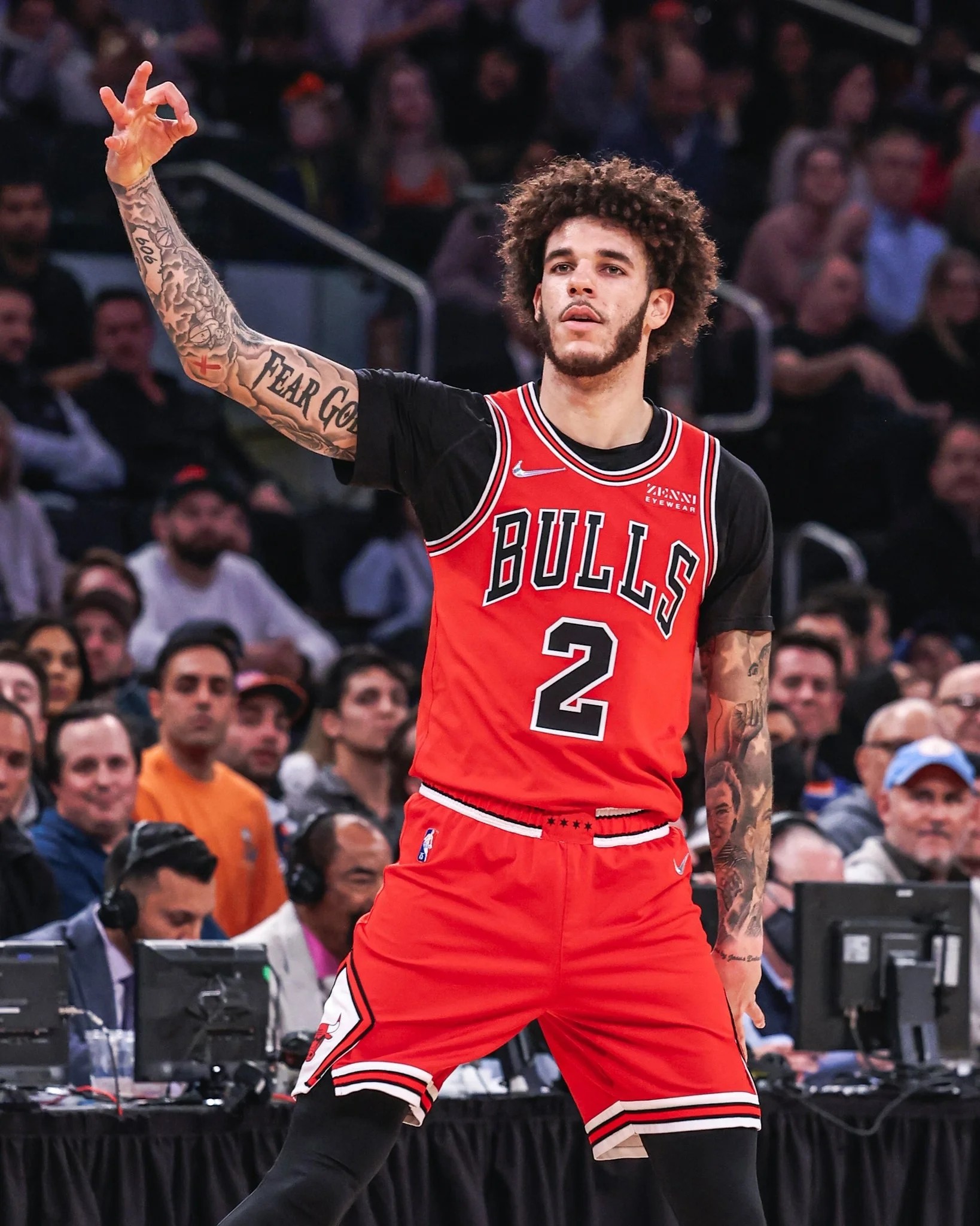 正品nike耐克郎佐鲍尔2号公牛红牛黑牛薯条篮球服