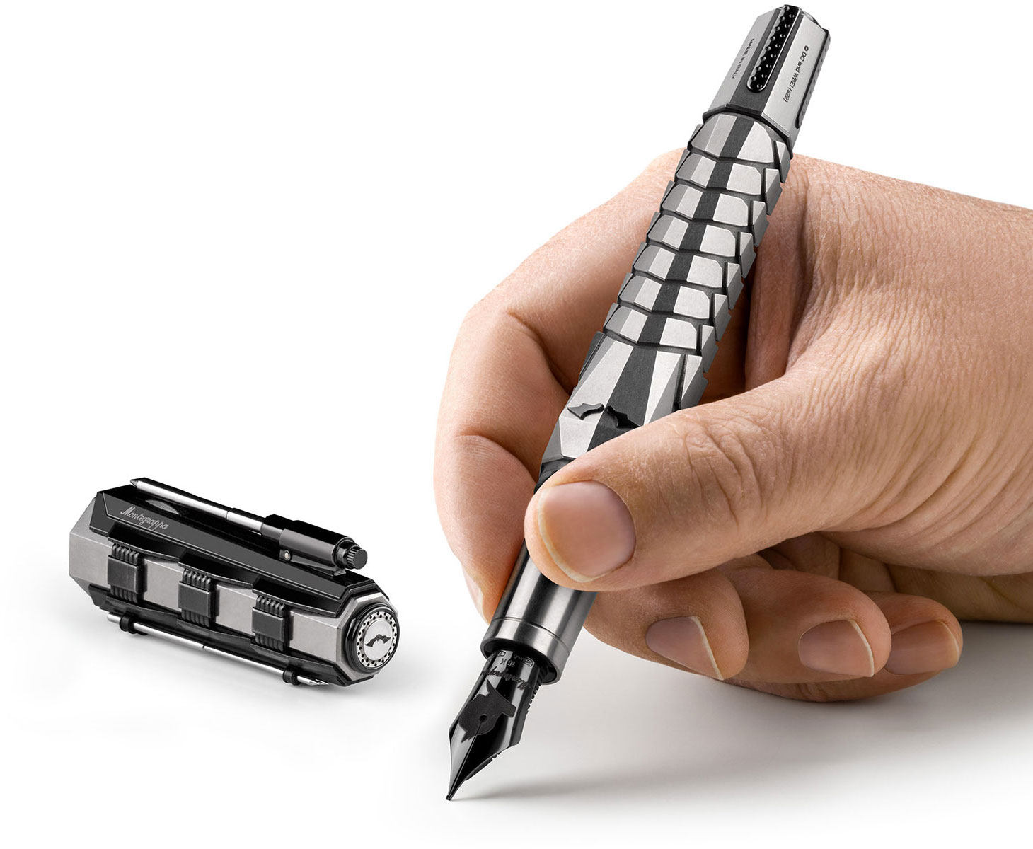 意大利montegrappa万特佳特佳2022联名限量蝙蝠侠18k金尖钢笔