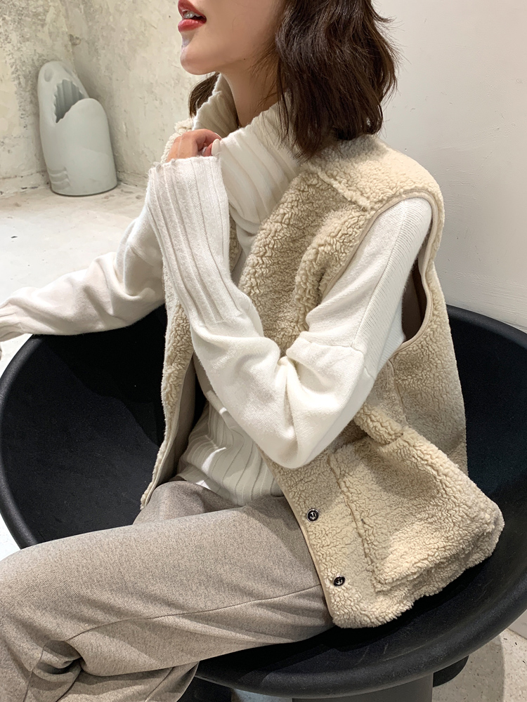 坎肩短款羊羔毛外套女韩版宽松显瘦2021秋冬新款皮毛一体马甲背心