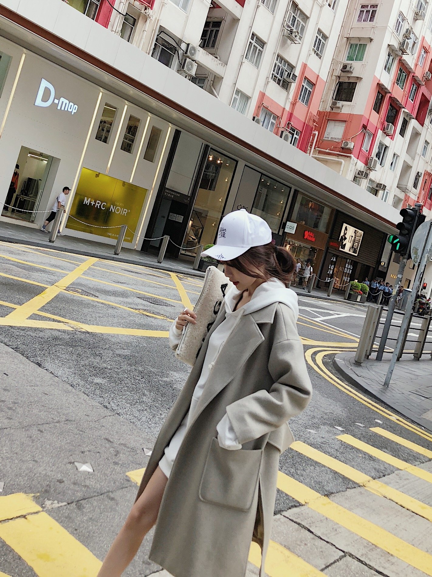 fbb李明萱2018秋装新款时尚过膝毛呢外套女中长款大口袋呢子大衣