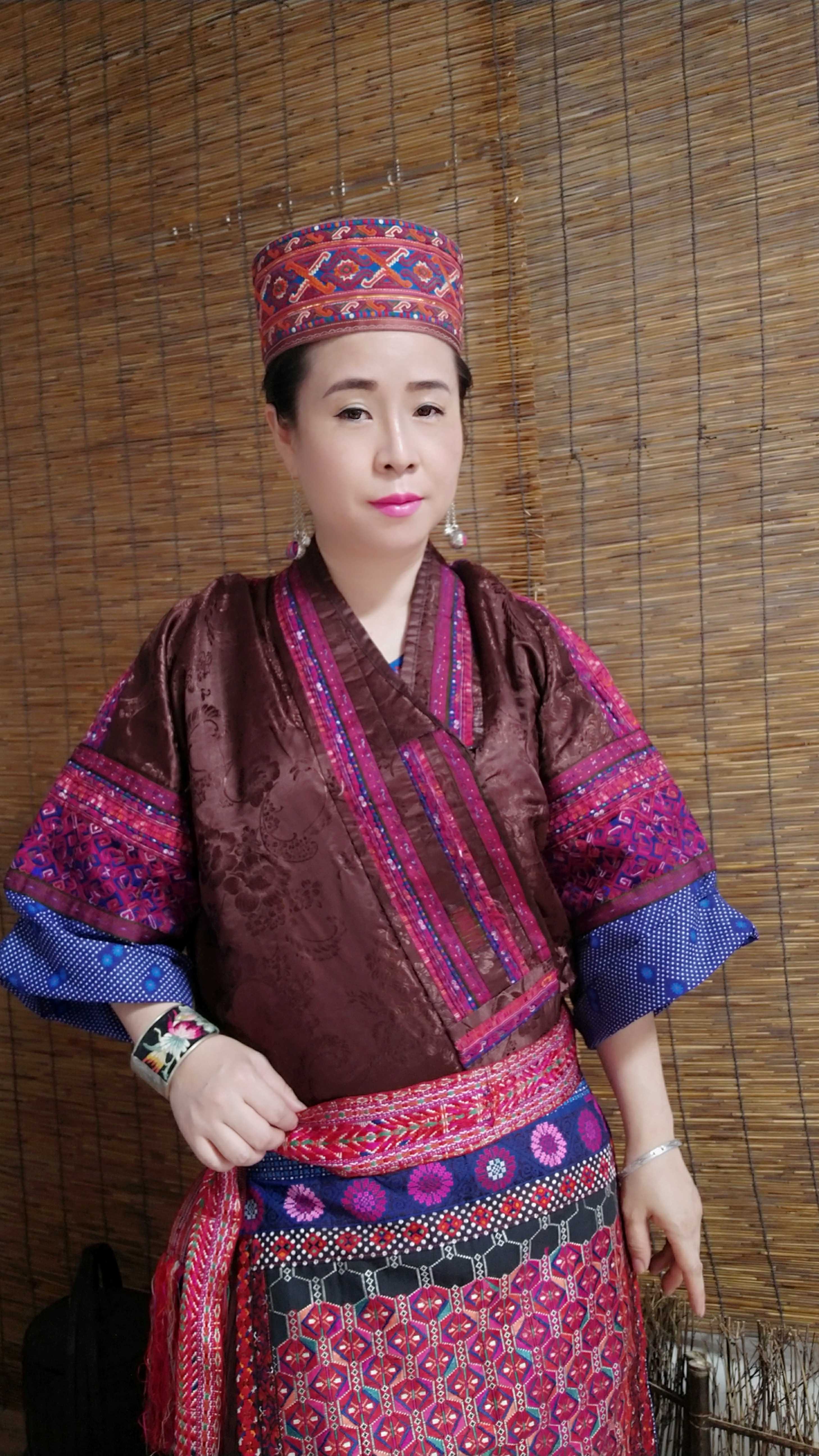 原装苗族绣衣手工刺绣平绣锁绣贵州黄平县刺绣