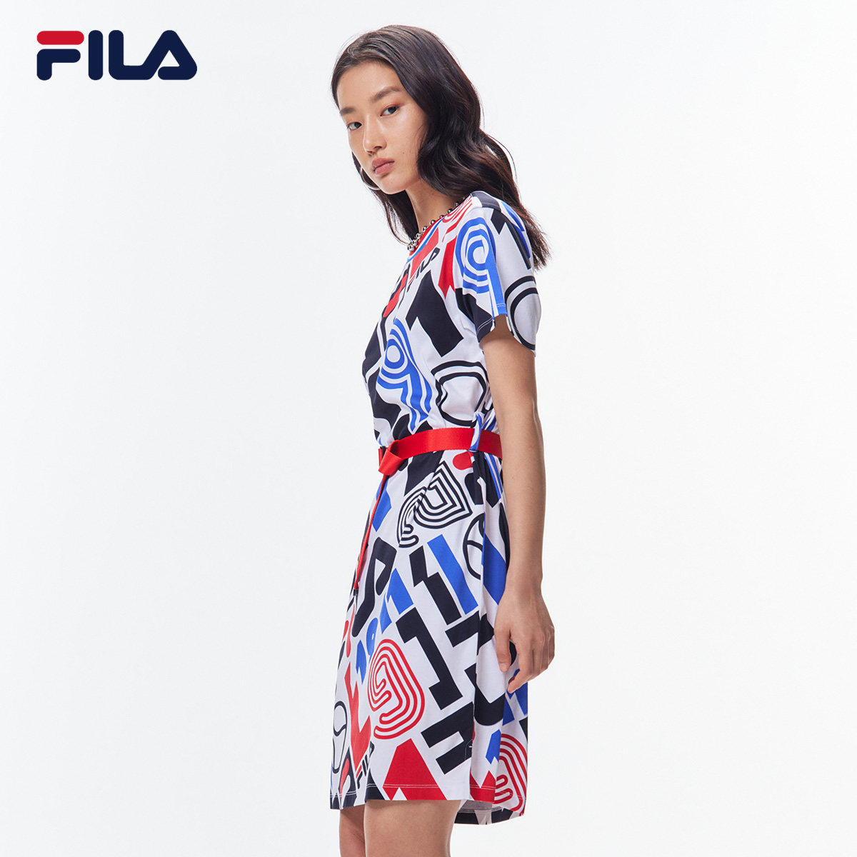 连衣裙fila斐乐官方女子2021年秋季新款运动休闲满印运动连衣裙