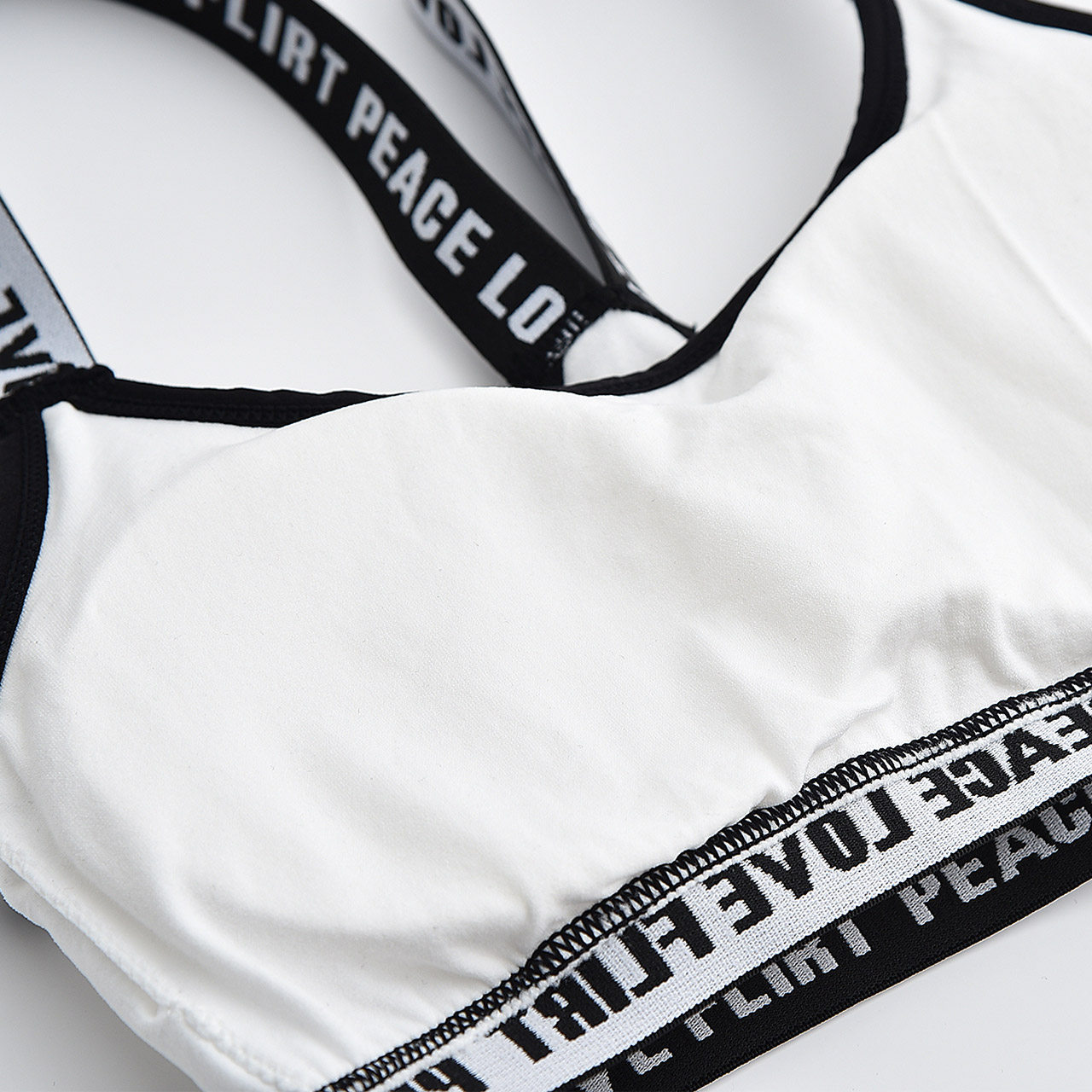 运动内衣短款性感字母肩带学生少女美背文胸吊带背心聚拢裹胸抹胸