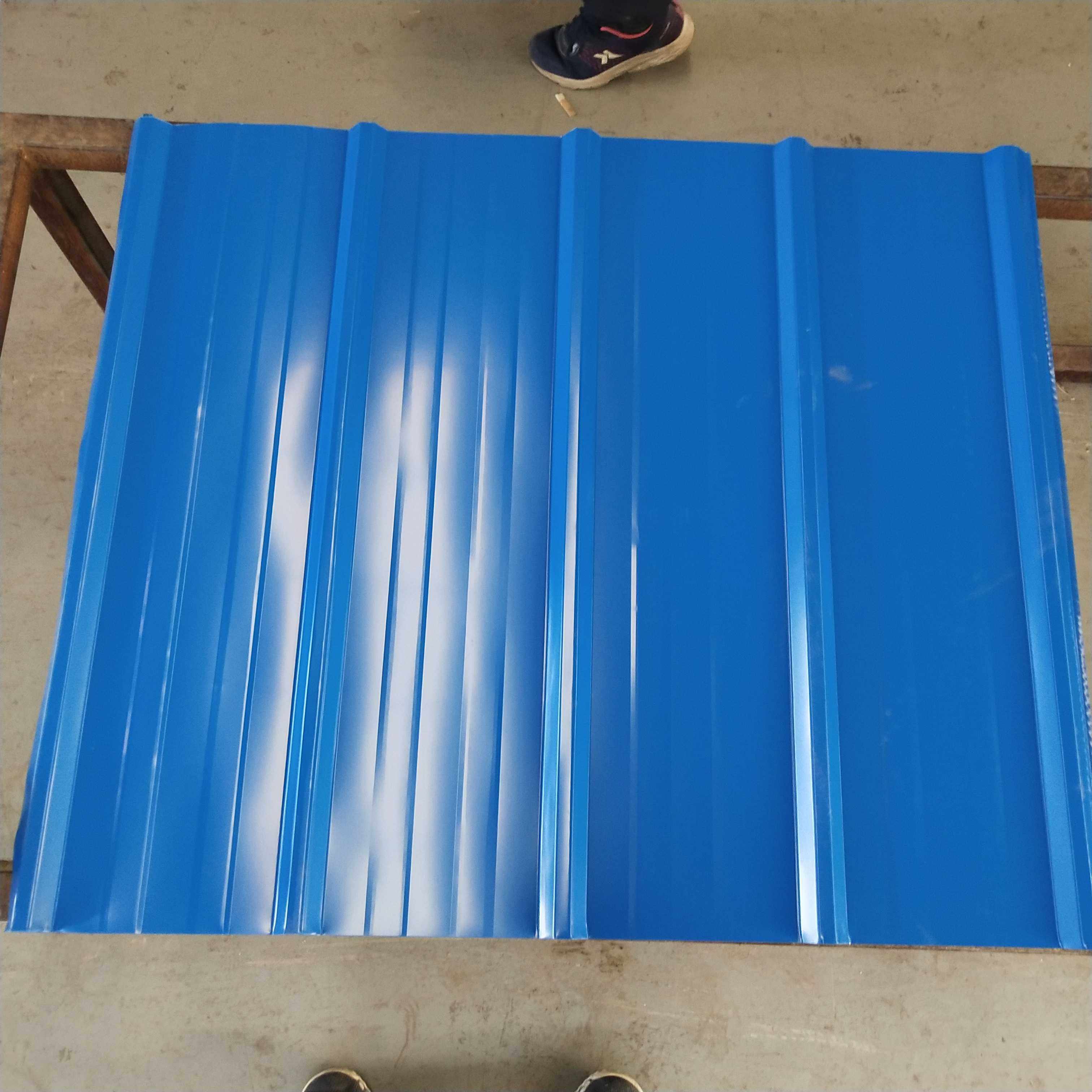 彩钢板彩钢瓦铁皮工地围墙防水防晒900型质保10年全国 颜色多 包邮