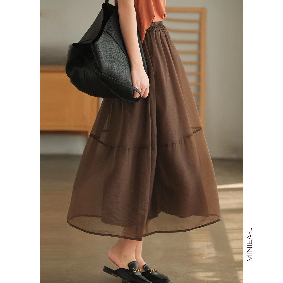 中长纯色白色卡其色蓬蓬伞裙半身裙女夏季新薄款半身裙